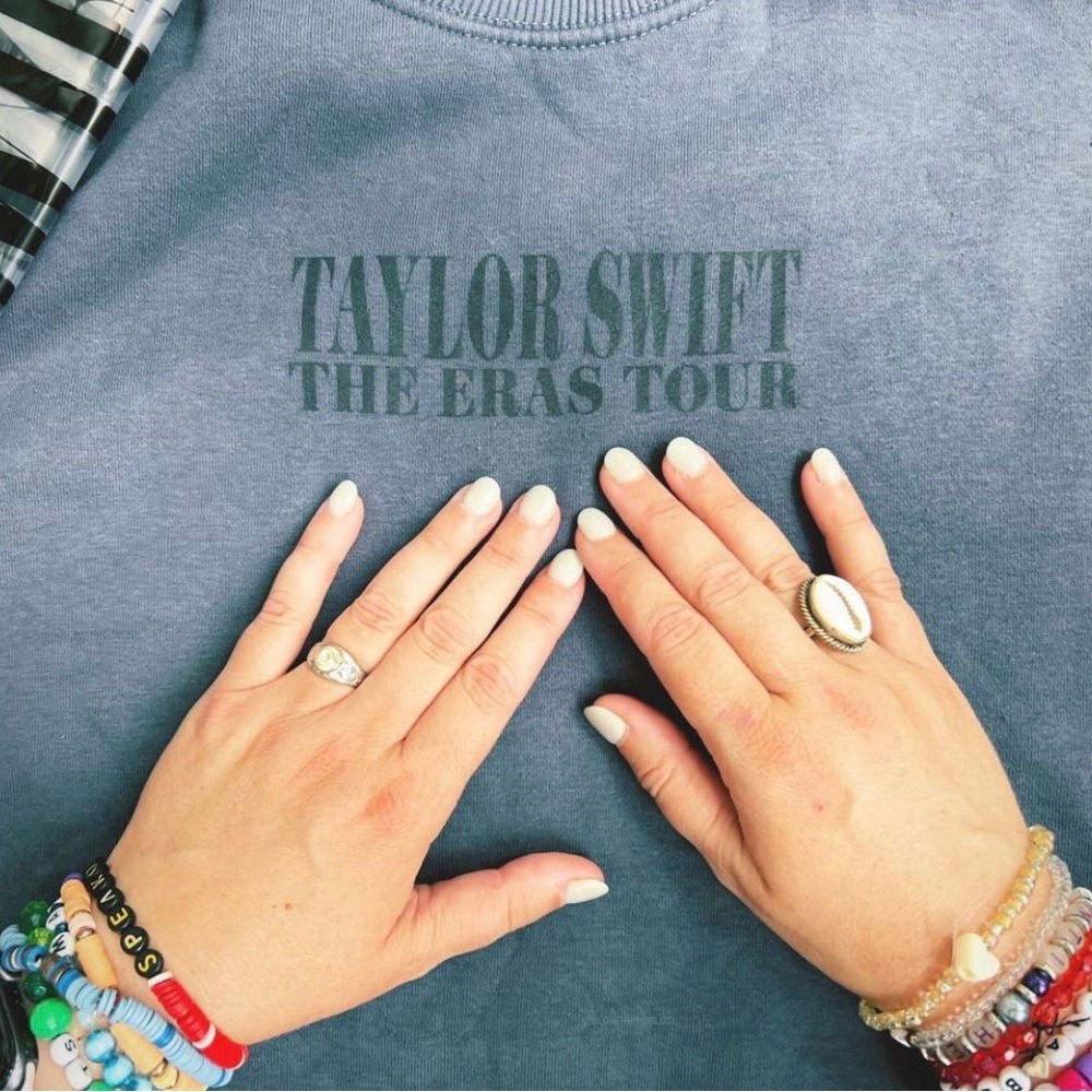 TAYLOR SWIFT ERAS CREW
